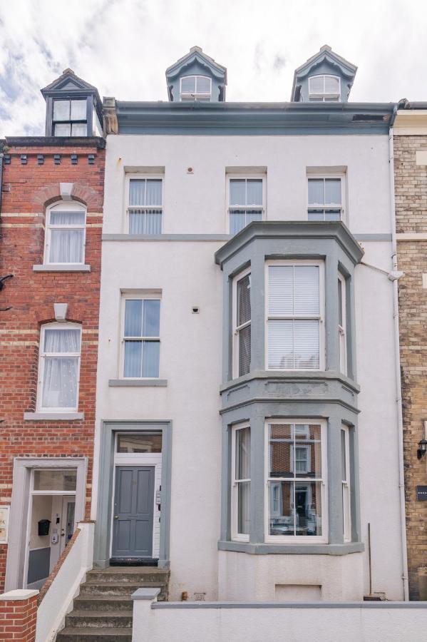 Whitby Heights Apartment Exterior photo